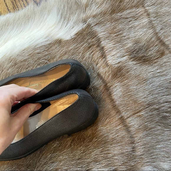 Salvatore Ferragamo Boutique shoes - Picture 6 of 9
